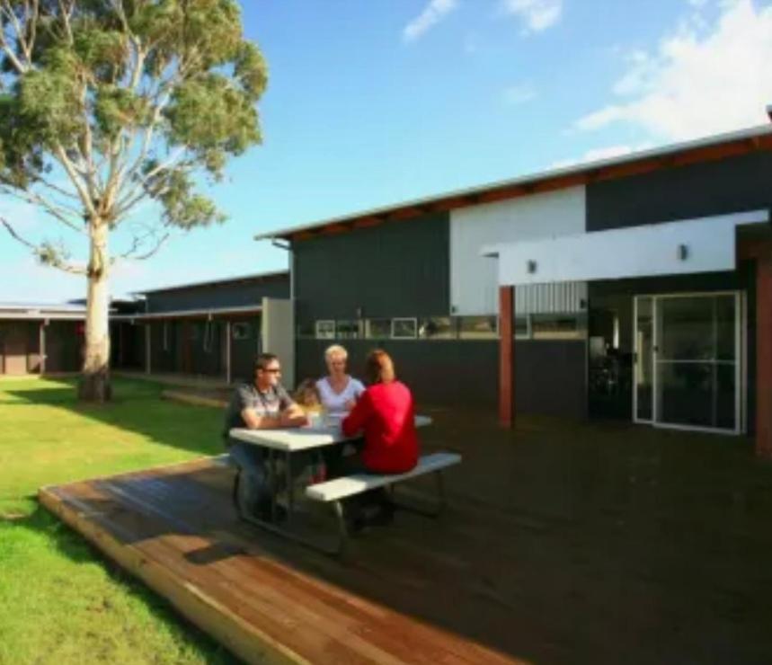 Swansea Backpacker Lodge Экстерьер фото